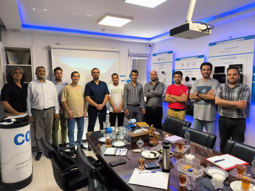 کلاس آموزش هوشمند سازی در کوباکو بهار 1404